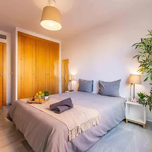 https://one-bedroom-apartment-homeabroad-apartments.es-andalucia.com